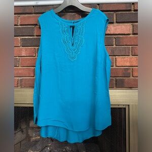 🛍️Grace Clements Blue Top Size XXL excellent condition.